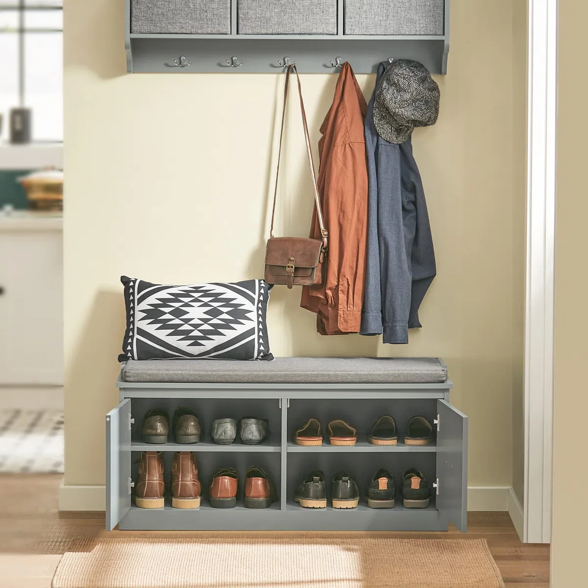 SoBuy Panca Scarpiera Ingresso con Seduta - Scarpiera Salvaspazio con Contenitore Interno e Ripiani Regolabili - Mobile Ingresso Panca Contenitore per Scarpe e Oggetti Fino 150kg 98x37x49cm FSR131-HG