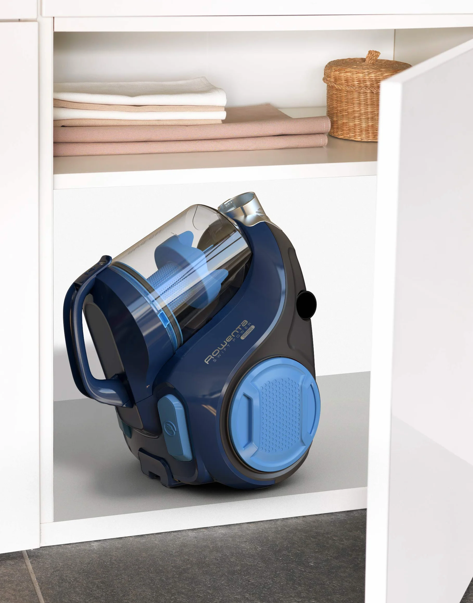 Rowenta Swift Power Cyclonic Aspirapolvere Potente Senza Sacco, 1.2 L, 750 W, 5 Accessori Inclusi, 77 dB(A) Silenzioso, Tecnologia Ciclonica, Aspirapolvere a Traino Compatto,Filtro efficiente, RO2981